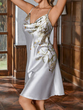 Load image into Gallery viewer, Women Floral Print Nightdress Light and Blooming Elegant yet Sweet Let You Feel the Romantic Atmosphere Even in Your Dreams
