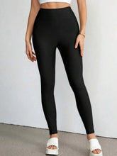 Load image into Gallery viewer, Women's Fashionable and Casual Yoga Pants, Suitable for Wearing in the Gym and During Outdoor Activities
