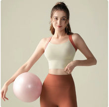 Load image into Gallery viewer, Women's One-Cup Sports Bra Shockproof Anti-Sagging for Running High-Intensity Yoga Fitness Wear Beautiful Back Design
