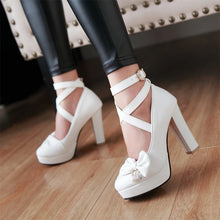 Load image into Gallery viewer, Glossy Mary Jane Chunky Heels
