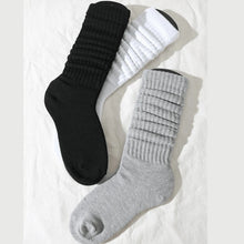 Load image into Gallery viewer, Essential Mid Length Sock Trio
