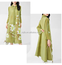 Load image into Gallery viewer, Elegant Pleated Loose Maxi Dress
