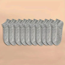 Load image into Gallery viewer, Essential Mid Calf Cotton Socks
