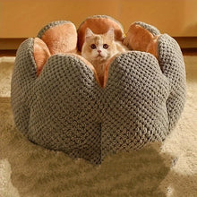 Load image into Gallery viewer, Petal Shaped Pet Bed, Plush Round Dog &amp; Cat Cushion Mat with Knitted Texture, Ultra Soft Warm Nest for Kittens Puppies in Winter
