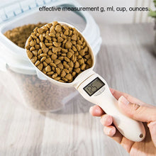 Load image into Gallery viewer, Pet Food Measuring Scoop Electronic Dog Cat Food Measuring Cup Digital Spoon Scale Kitchen Food Scale with LED Display
