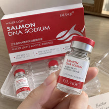 Load image into Gallery viewer, Microneedle Flawless Skin Micro Serum Skincare Brightening Serum Moisturizing Repairing Deep Hydration Skin Care for Face
