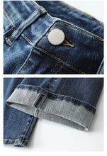 Load image into Gallery viewer, Plus Size Wide Leg Jeans
