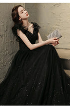 Load image into Gallery viewer, Elegant Backless Evening Prom Dress
