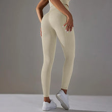 Load image into Gallery viewer, Women Leggings for Fitness Yoga Pants Seamless Sport Tights Scrunch Butt Legging Gym Push Up Pantalones Workout Leggings Women
