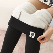 Load image into Gallery viewer, Push Up Warm Fleece Lined Thermal Slim Thicken High Waist Women Leggings Lambwool Pants Hip Lifting Pants Fitness Leggings
