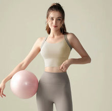 Load image into Gallery viewer, Women's One-Cup Sports Bra Shockproof Anti-Sagging for Running High-Intensity Yoga Fitness Wear Beautiful Back Design

