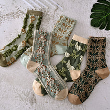 Load image into Gallery viewer, Vintage Jacquard Mid Calf Socks
