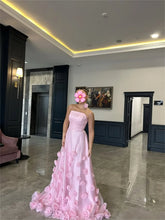Load image into Gallery viewer, Luxurious Strapless Floral Evening Dress
