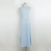 Load image into Gallery viewer, Elegant Knitted Pleated Maxi Dress

