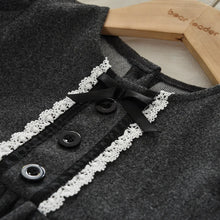 Load image into Gallery viewer, Simple Bow Long Sleeve Girls Dress
