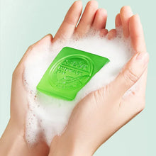 Load image into Gallery viewer, Aloe Vera Smooth Cleansing Natural Soap Cleansing Smooth Handmade Essential Oil Soap100g
