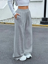Load image into Gallery viewer, Women's Drawstring Jogging Pants, Casual and Comfortable with Pockets, Mid Waist Sports Pants, Suitable for All Seasons
