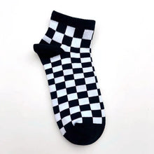 Load image into Gallery viewer, Unisex Korean Checkerboard Ankle Socks
