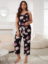 Load image into Gallery viewer, Floral V Neck Capri Pajama Set
