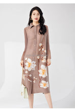 Load image into Gallery viewer, Elegant Pleated Loose Maxi Dress
