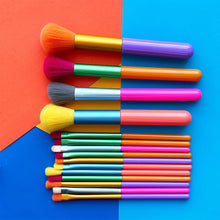 Load image into Gallery viewer, Makeup Brushes 15Pcs Colourful Makeup Brush Set Foundation Contour Blush Concealers Eye Shadow Blending Make Up Brush Kit
