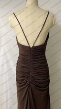 Load image into Gallery viewer, Elegant Evening Dress Pleated Straight Prom Dresses Sleeveless V-Neck Party Cocktail Gowns Wedding Guest Dress 2026 Customized
