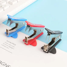 Load image into Gallery viewer, Nail Remover Tool 1 Piece Labor Saving Ergonomic Handle Easy Removal for Home and Salon Use
