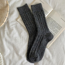 Load image into Gallery viewer, Japanese Wool Casual Socks

