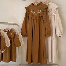 Load image into Gallery viewer, Mother Daughter Floral Long Sleeve Dress
