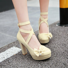 Load image into Gallery viewer, Glossy Mary Jane Chunky Heels
