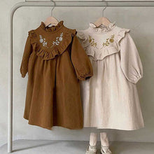 Load image into Gallery viewer, Mother Daughter Floral Long Sleeve Dress
