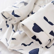 Load image into Gallery viewer, Elegant Breathable Pet Outdoor Shirt
