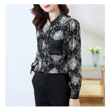 Load image into Gallery viewer, Printed Satin Commuter Shirt Women
