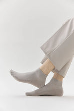 Load image into Gallery viewer, Bamboo Fiber Cool Ankle Socks
