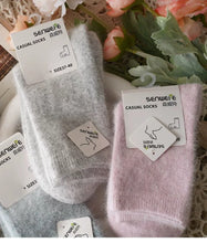 Load image into Gallery viewer, Plush Winter Mid Tube Socks
