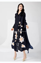 Load image into Gallery viewer, Elegant Pleated Loose Maxi Dress
