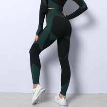 Load image into Gallery viewer, High-Waisted Leggings for Women, Perfect for Yoga and Fitness, Seamless and Peach-Bum Design
