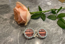Load image into Gallery viewer, Pet Accessories Flower Sunglasses Circular Role Playing Glasses Photo Props Glasses For Cats And Small And Paracord Dog Leash
