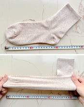 Load image into Gallery viewer, Combed Cotton Business Crew Socks
