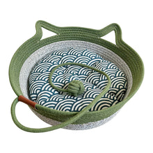 Load image into Gallery viewer, Pet Cat Bed Round Hand Woven Rattan Wear-resistant Cat Bed Summer Pet Bed Indoor Sleeping House Pet Products Accessories
