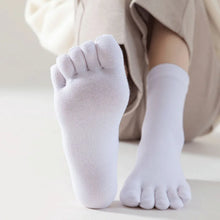Load image into Gallery viewer, Breathable Cotton Toe Sports Socks
