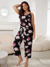 Load image into Gallery viewer, Floral V Neck Capri Pajama Set
