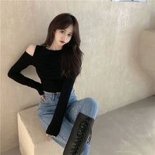Load image into Gallery viewer, Slim Hollow Detail Tee Women
