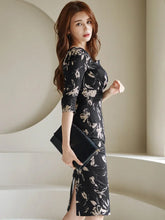 Load image into Gallery viewer, Elegant Floral Square Collar Dress
