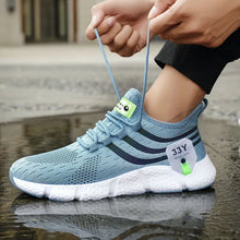 Load image into Gallery viewer, Lightweight Breathable Mesh Sports Sneakers
