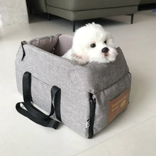 Load image into Gallery viewer, Pet Dog Car Seat Bed Car Central Seat Cat Dog Travel Portable Carrier for Safety Bag Dog Pet Accessories 펫 여행 고양이 개 좌석 침대 운송
