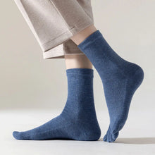 Load image into Gallery viewer, Breathable Cotton Toe Sports Socks
