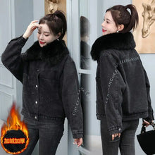 Load image into Gallery viewer, Coats Jean Jackets Women 2025 Winter Denim Jacket Designer Very Warm Latest Fashion High Quality Woman Coat Overcoat Cowgirl

