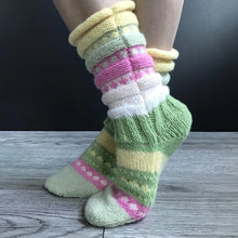 Load image into Gallery viewer, Thermal Winter Jacquard Stocking Socks
