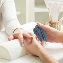 Load image into Gallery viewer, Nail Brush Scrubbing Soft Art Nail Brush Remove Dirt Practical Fingernail Manicure Tools Care Pedicure Hand Cleaning
